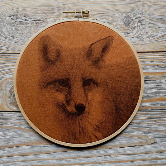 Wanddeko: Stickring mit Fuchs 