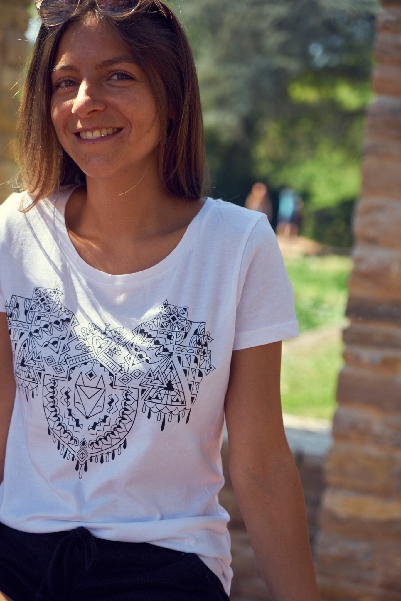 Mandala Fuchs - weiß - Frauen T-Shirt - Róka - fair clothing